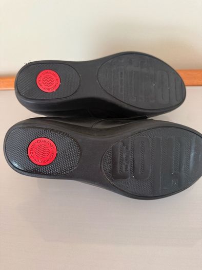 FitFlop black shoes size UK4