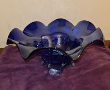 Vintage Hand blown Art Glass Cobalt Blue Serving Bowl
