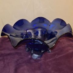 Vintage Hand blown Art Glass Cobalt Blue Serving Bowl