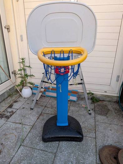 Kids basket hoop and net