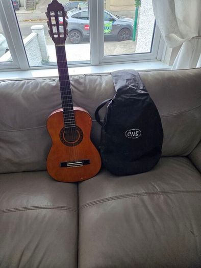 Starter guiter