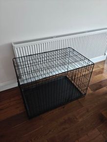wire dog crate  (L, 90cm)