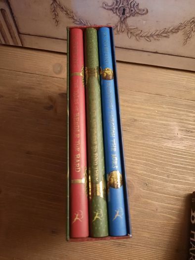 (New) The Hogwarts Library Box Set Age 5 to 15