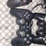 4 ps2 controllers Image 2