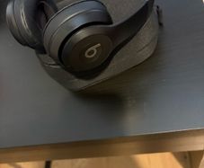 Beats Solo 4