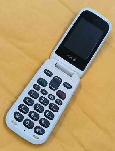 Doro 2404 Senior Buttons Flip Mobile Phone Unlocked to all Networks