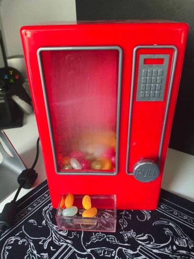Sweets vending machine
