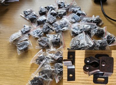 40 Roller Cabinet Latches Bronze Catch 40 pack