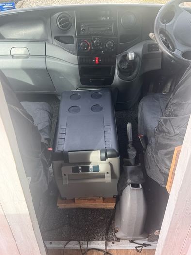 Camper Iveco Daily 2.3l  - Fully Off-Grid & Logbook Registered