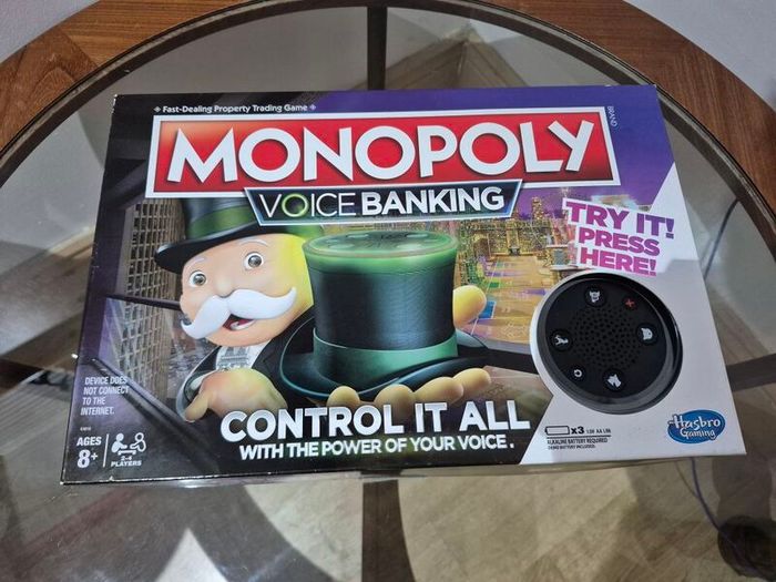 Monopoly Voice Banking Mint Condition & 100% Complete