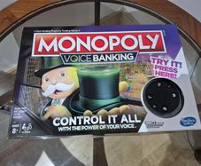 Monopoly Voice Banking Mint Condition & 100% Complete
