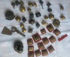 Antique Militaria - Buttons/Badges - Large Collection