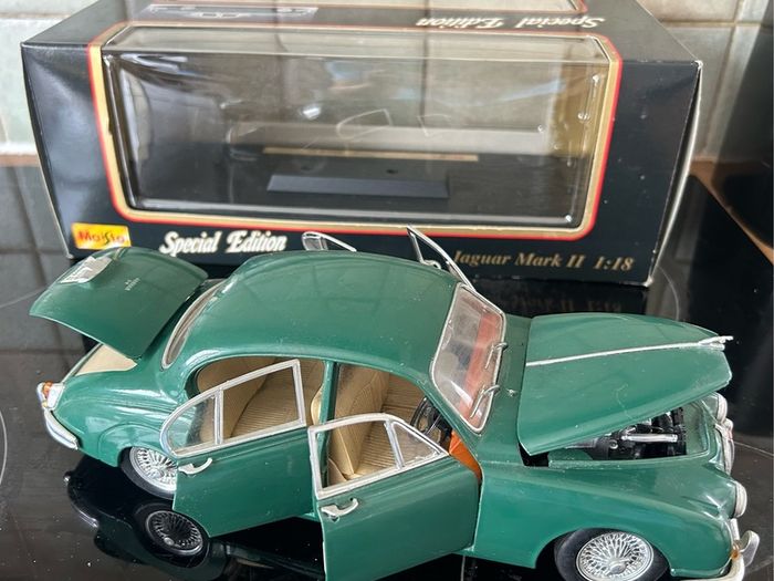 Jaguar diecast