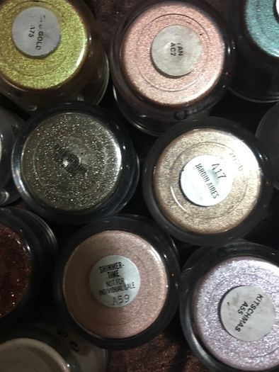 100% genuine mac pigments & glitters