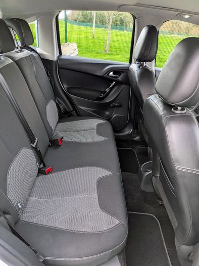 2014 Citroen C3 Selection 1.2 Petrol NCT 01-27