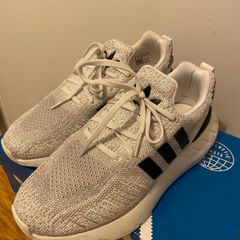 Nike (swift run 22 shoes )