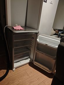 undercounter fridge