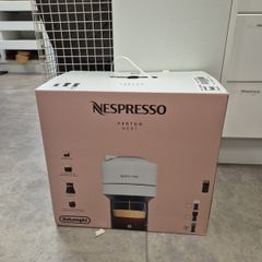 Nespresso  virtuo next machine REDUCED