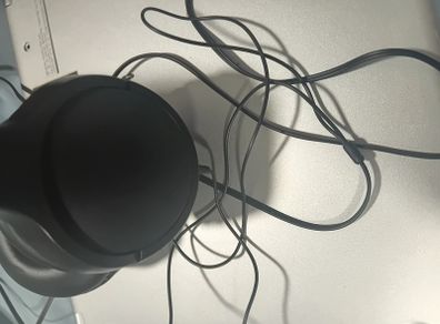 Headphones black   Ionos