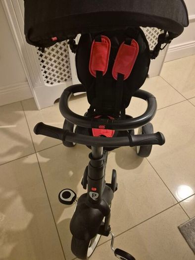 baby stroller
