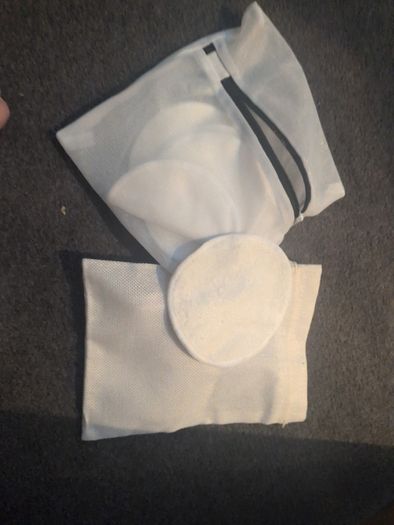 breast pads breastfeeding