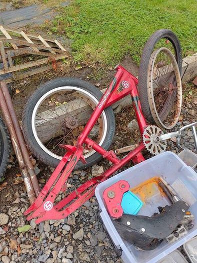 2 schwinn stingray OCC Chopper Bikes Restoration Project