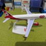 Air Berlin (Niki) 1:200 scale model airplane, Airbus A320 aircraft Image 2