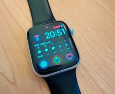 Apple Watch SE 44mm