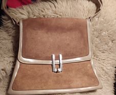 Vintage soft leather adjustable strap handbag