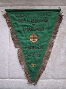 A Vintage Original Rare ! Football  Soccer Embroidered Pennant Flag From 14.3.79  U.e.f.g. Rep Of Ireland Vs N. Ireland In Dublin  For Soccer Fans Collection