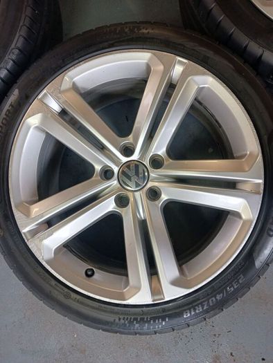 18 VW Passat/Golf Mallory alloys and tyres