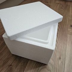 polystyrene boxes x 3, free