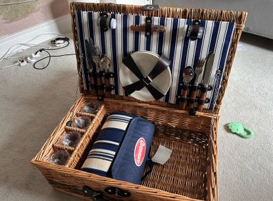 vintage wicker picnic basket