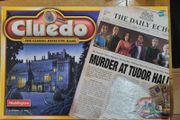 Cluedo Board Game, Classic Detective Game, 2000 Hasbro, Waddingtons