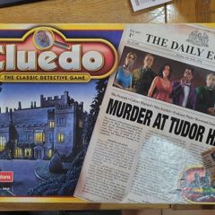 Cluedo Board Game, Classic Detective Game, 2000 Hasbro, Waddingtons