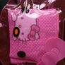 Hello Kitty Travel Set Image 3