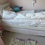 single bed with 2 mattresses Image 4