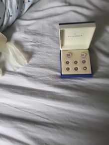 Cufflinks/buttons 2 sets