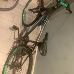 Kids bike (Breaks need repair)