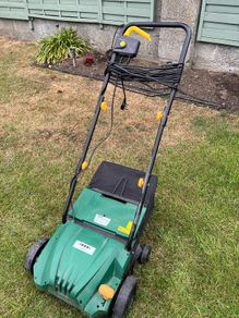 Screwfix electric Scarifier hardly used