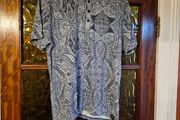 Swade paisley  short sleeve shirt.