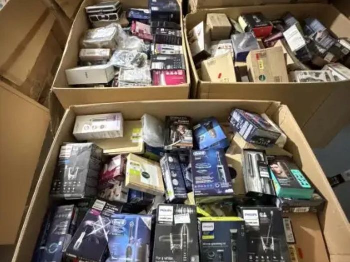 Random Amazon Returns & Unwanted Stock Bundle