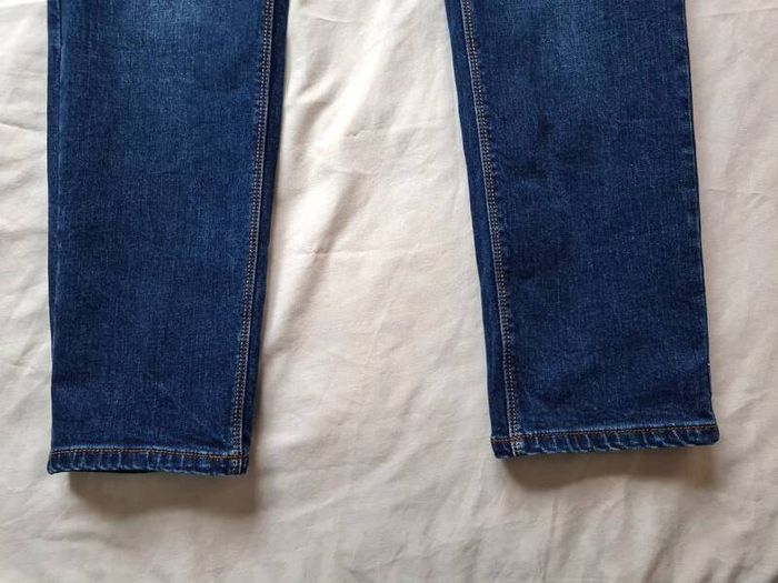 diesel stretch denim Size 30/34 zip fly navy in like new condition