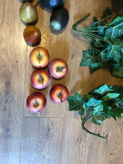 Quality Display Ivy, fruit & vegetables, kitchen decor or wedding  ivy floral  decor