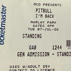Pitbull- I'M Back Concert