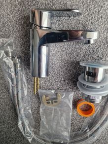 Mixer tap with new connectors and sink plug