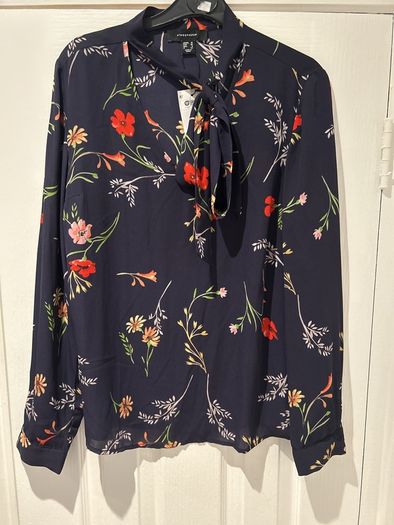 Navy Floral Blouse