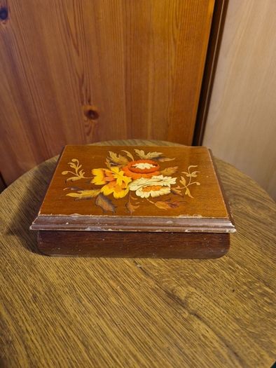 Vintage Wooden Jewellery Box with a Mirror