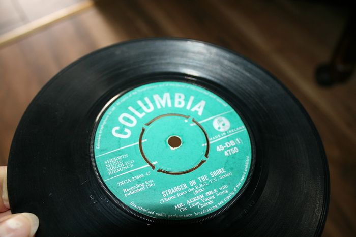 Single Vinyl's  85 pieces