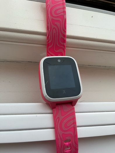 Xplora Watch XGO3 damaged screen